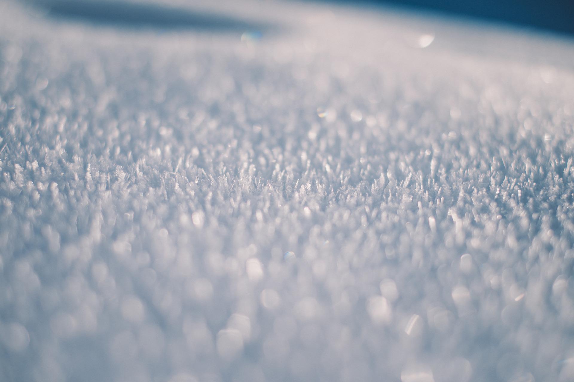 snow-839665_1920